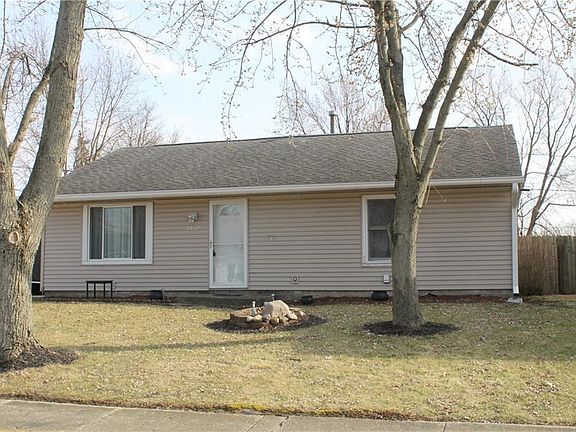 3rd image of 3657 Navarre Dr