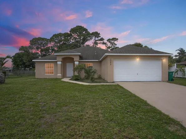 1352 SE Manth Ln, Port Saint Lucie, FL 34983