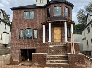 11 Torrice Loop, Staten Island, NY 10309