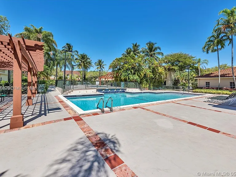 18310 NW 68th Ave #L — Photo 17