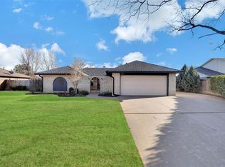 2004 Bell Ave, Elk City, OK 73644