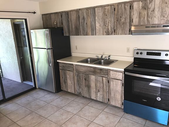 3rd image of 2806 46th Avenue Dr W