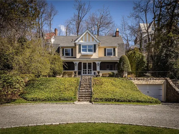 7 Garden Avenue, Bronxville, NY 10708