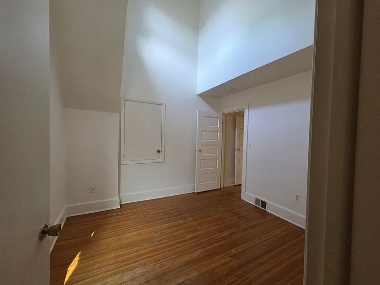 926 Liberty St — Photo 22