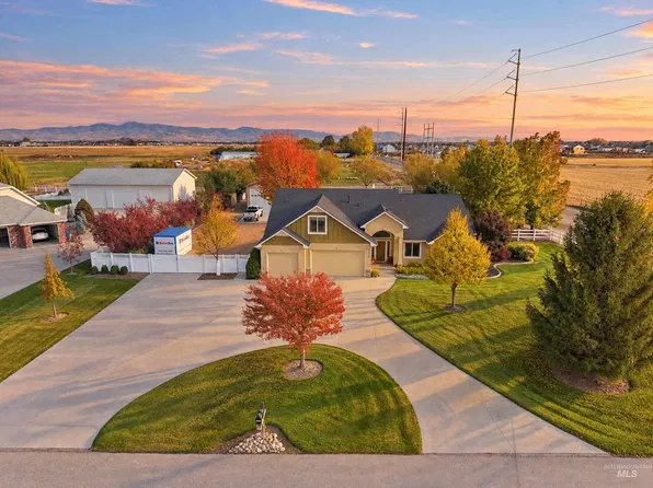 4850 N Baylor Ln, Meridian, ID 83646