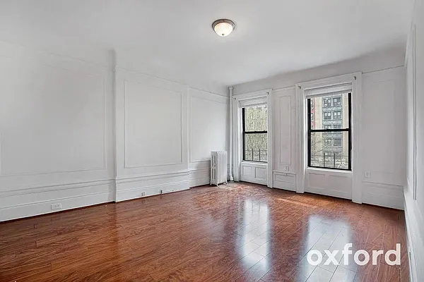 Rented by Oxford Property Group | media 12