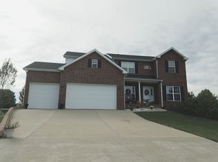 3030 Cedar Valley Ct, Jefferson City, MO 65109