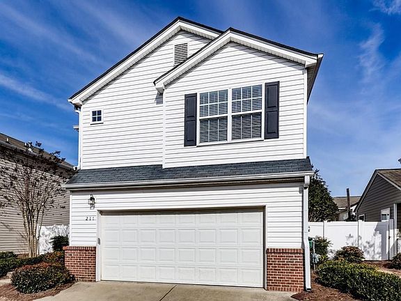 5th image of 217 Hiawassee Dr