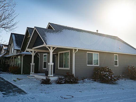 2nd image of 4857 Chesapeake Way