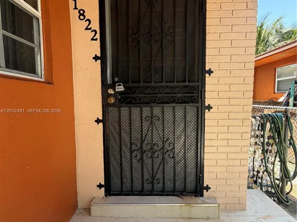 1820 NW 19th Ave #1822, Miami, FL 33125
