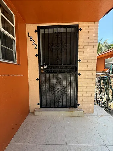 1820 NW 19th Ave #1822 Photo 1