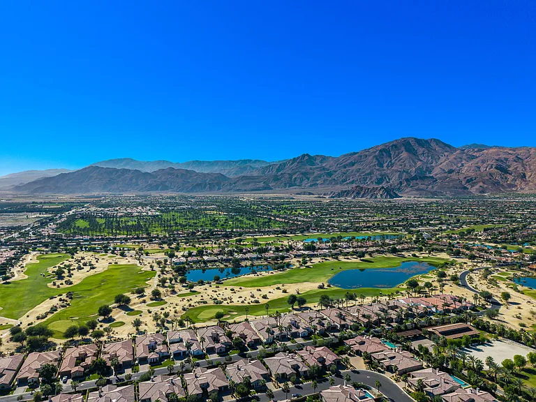 81805 Four Seasons Pl — Photo 48