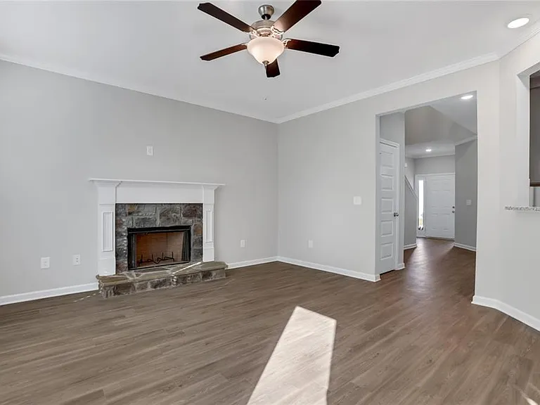 236 Eva Way — Photo 14