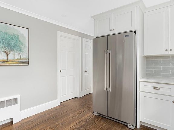 4th image of 77 Rockwood Ave