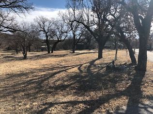 101 Longhorn Ave, Medicine Park, OK 73557
