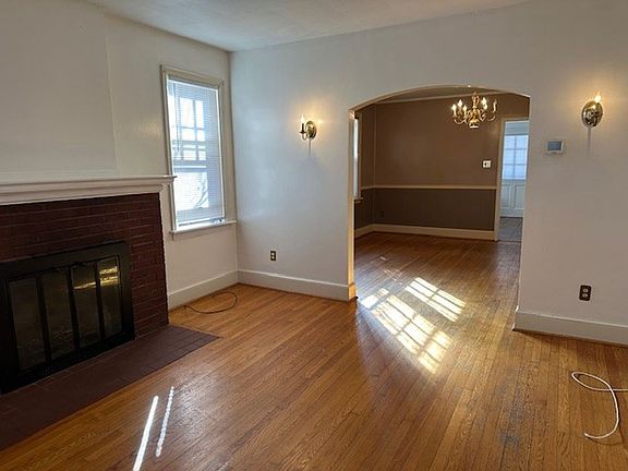 3rd image of 2605 Hoffer St APT 1