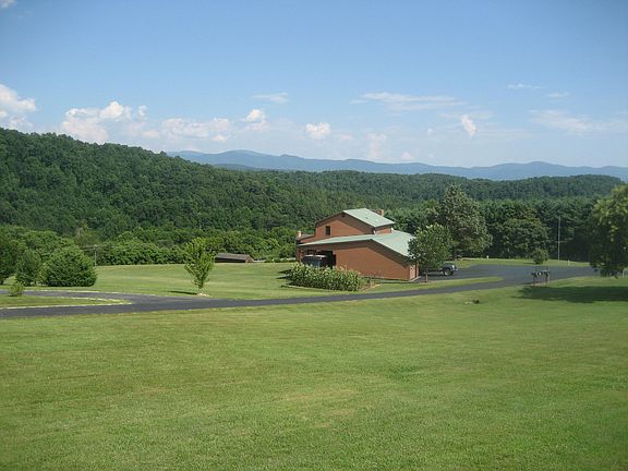 4th image of 78 Cristwood Ln