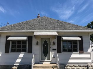 220 Larkins St, Findlay, OH 45840