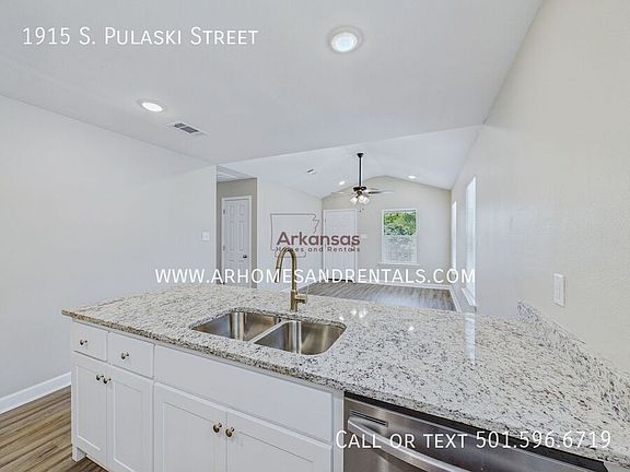 4th image of 1915 S Pulaski St