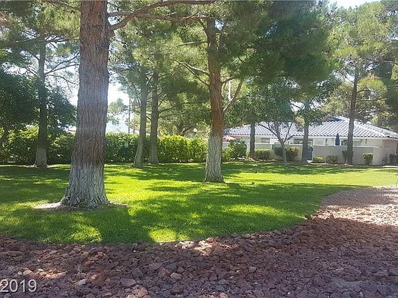 3rd image of 2128 Willowbury Dr Unit B