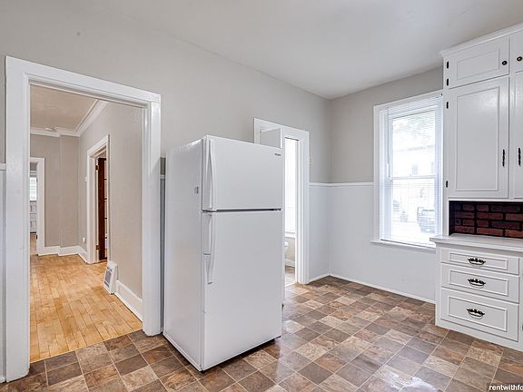 2nd image of 702 Main Ave #702