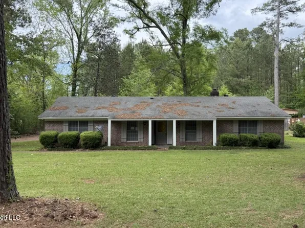 118 Scottdale Dr, Jackson, MS 39212