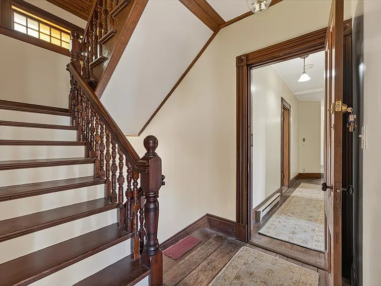 31 Franklin St #B — Photo 28