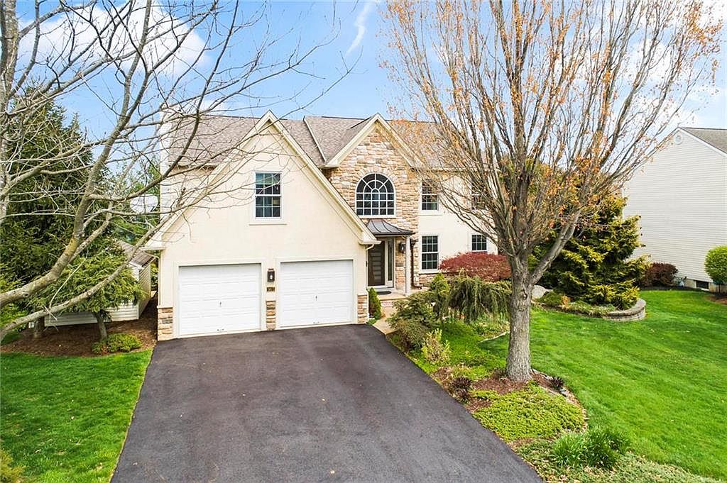 365 Ramblewood Dr, Easton, PA 18040 Zillow