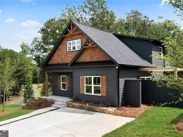 107 Red Cloud Walk, Waleska, GA 30183