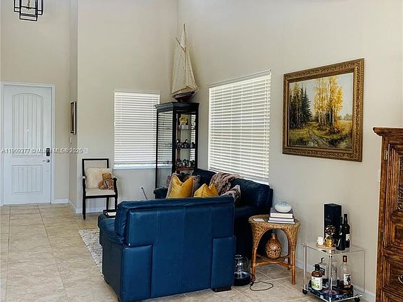 2nd image of 4812 Foxtail Palm Ct