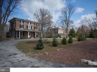 9520 Milnor St, Philadelphia, PA 19114
