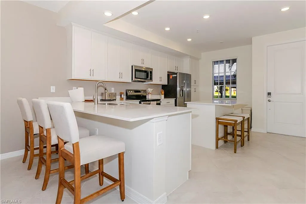 5527 Double Eagle Circle # 3815 - The National - Chamberland — Photo 1