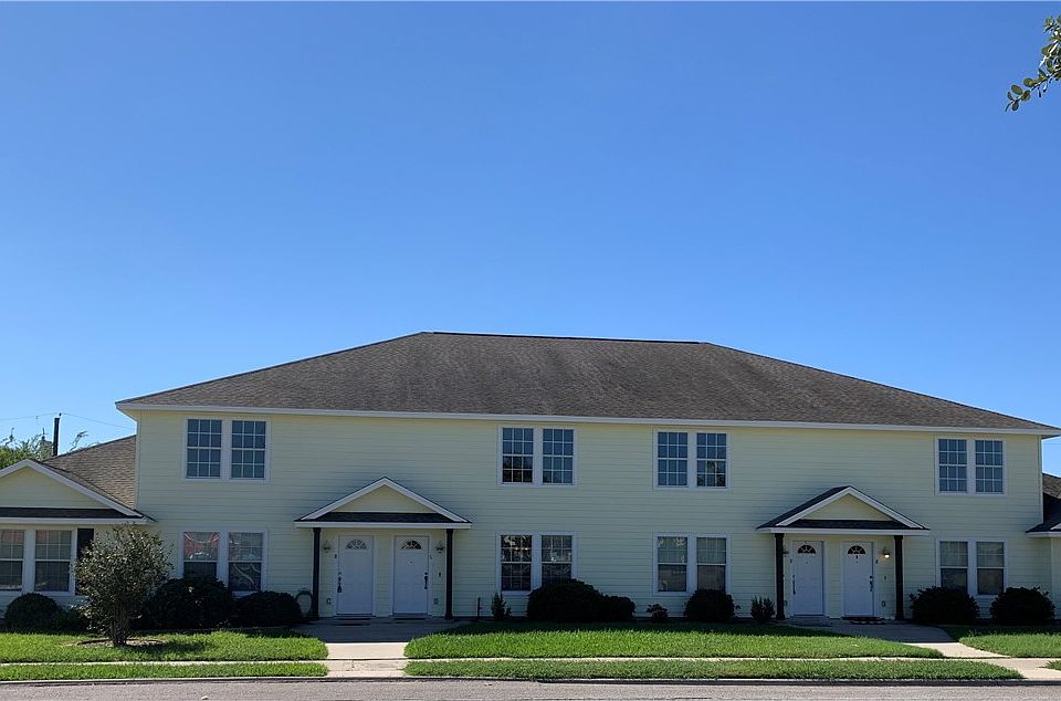 1st image of 4017 Acushnet Dr APT C