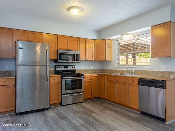 5th image of 1244 Kathwood Dr