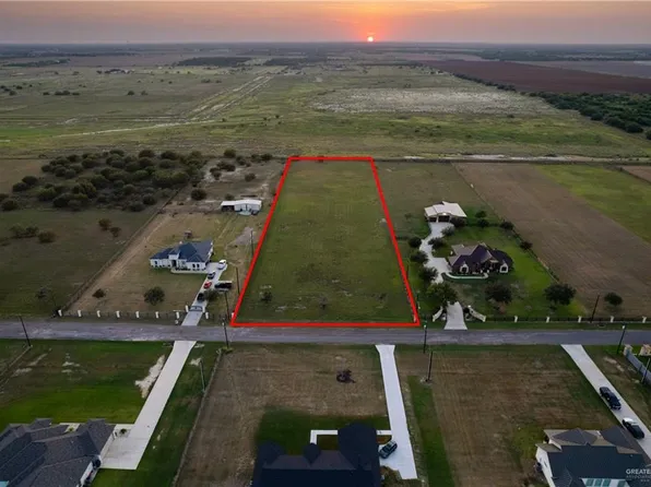 23803 Oak Knoll Dr, Edcouch, TX 78538