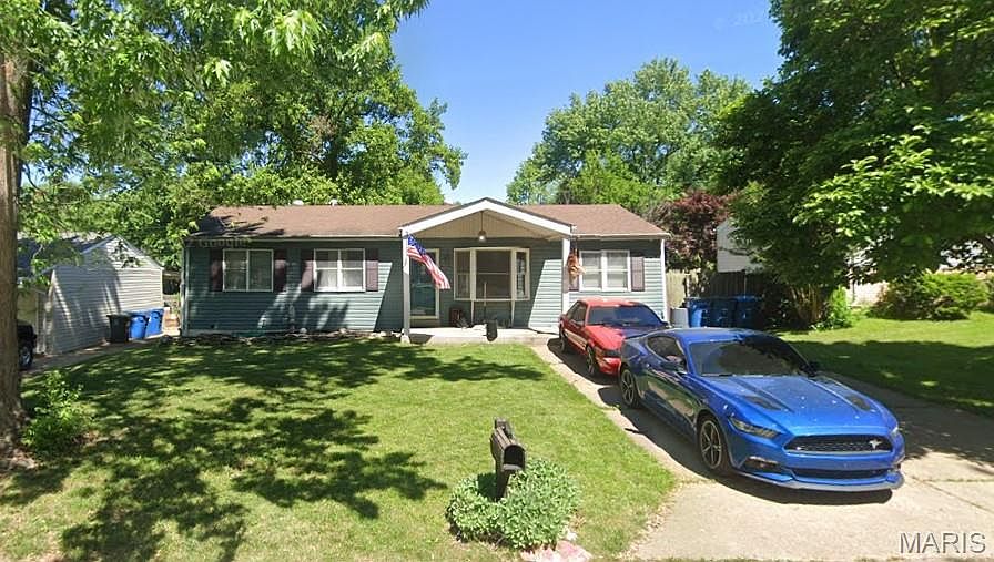 1st image of 4825 Rose Blossom Ln