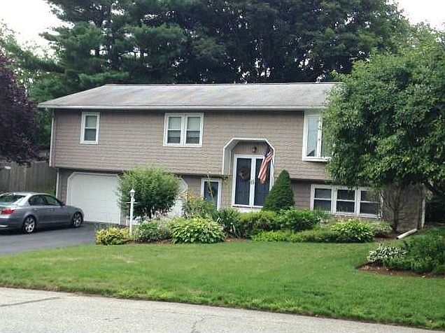 1st image of 14 Roger Williams Dr