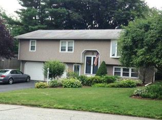 14 Roger Williams Dr, Smithfield, RI 02828