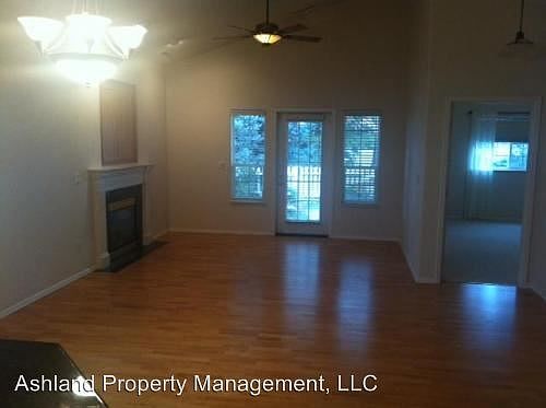 2nd image of 367 Meadow Dr