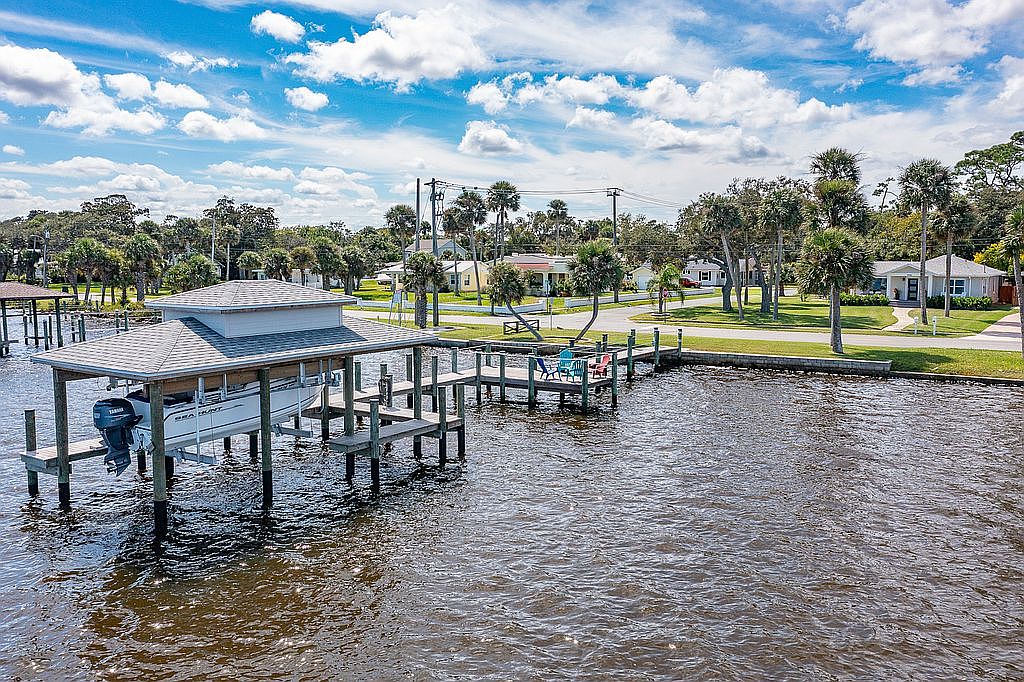 4586 Halifax Dr, Port Orange, FL 32127 | Zillow