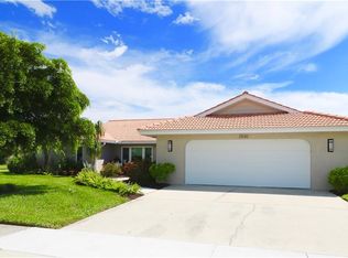 2530 Cardwell Way, Sarasota, FL 34231