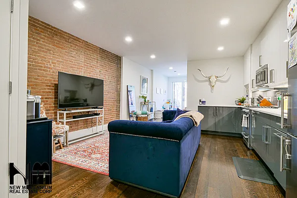 Rented by NMRE | media 26