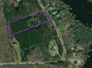 209 Pine Point Rd, Hertford, NC 27944