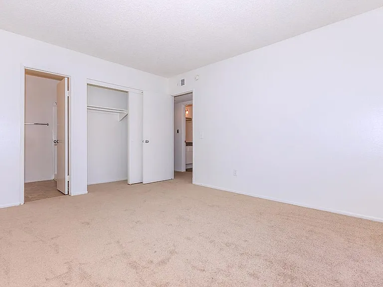 125 Belinda Cir — Photo 16