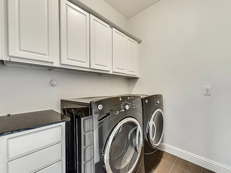 2606 N Henderson Ave #A — Photo 14