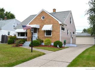 40 Addison Ave, Amherst, NY 14226