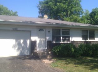 10N917 Hawthorne St, Elgin, IL 60123