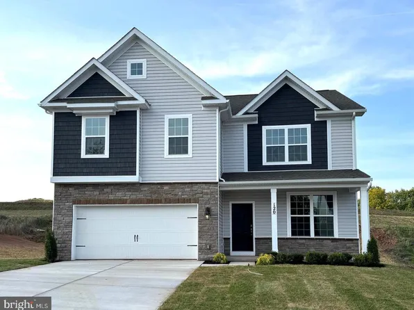 120 Bella Dr, York, PA 17404