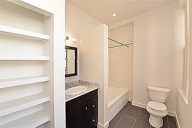 Rented by R New York