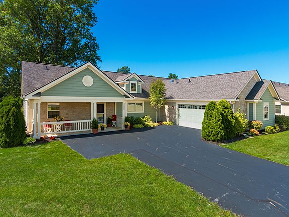 2nd image of 59 Glen Mawr Cir